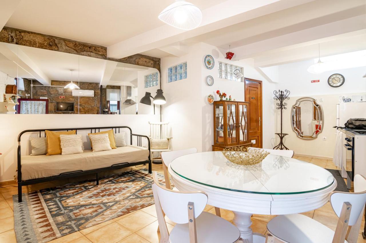 Appartamento Red House 2- With Terrace OOporto Esterno foto